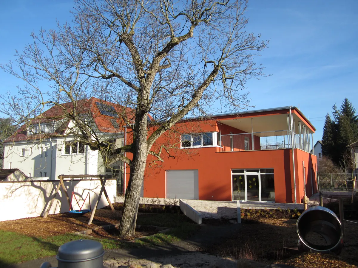 Umbau und Erweiterung Kindergarten und Wohnheim