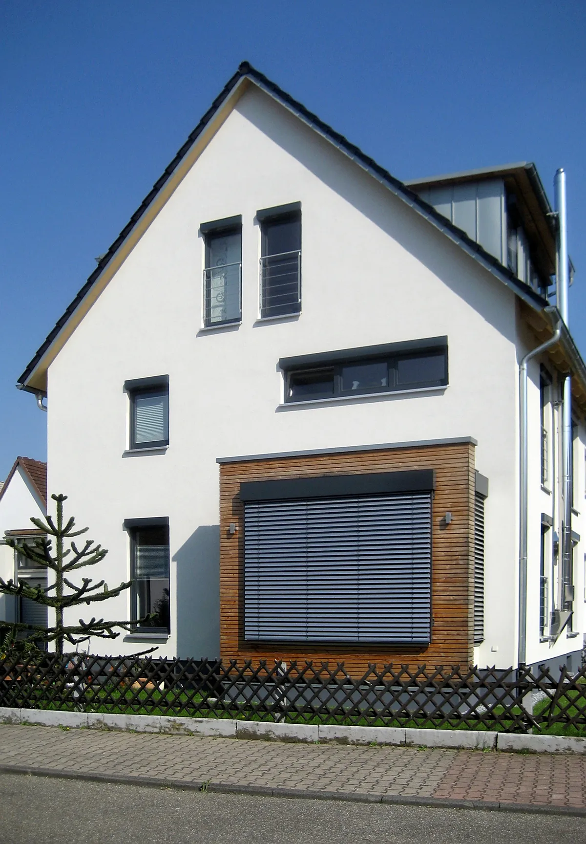 Umbau und Erweiterung Mehrfamilienhaus